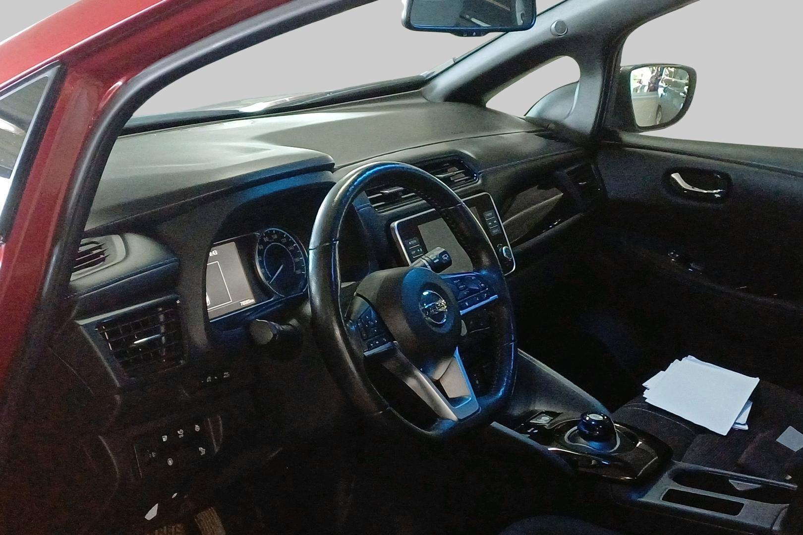 NISSAN Leaf 2022