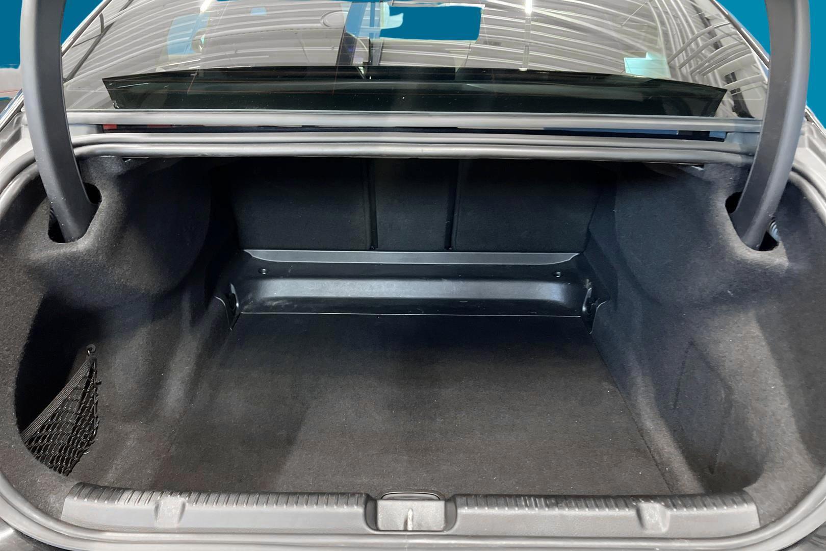 MERCEDES-BENZ EQE 2022