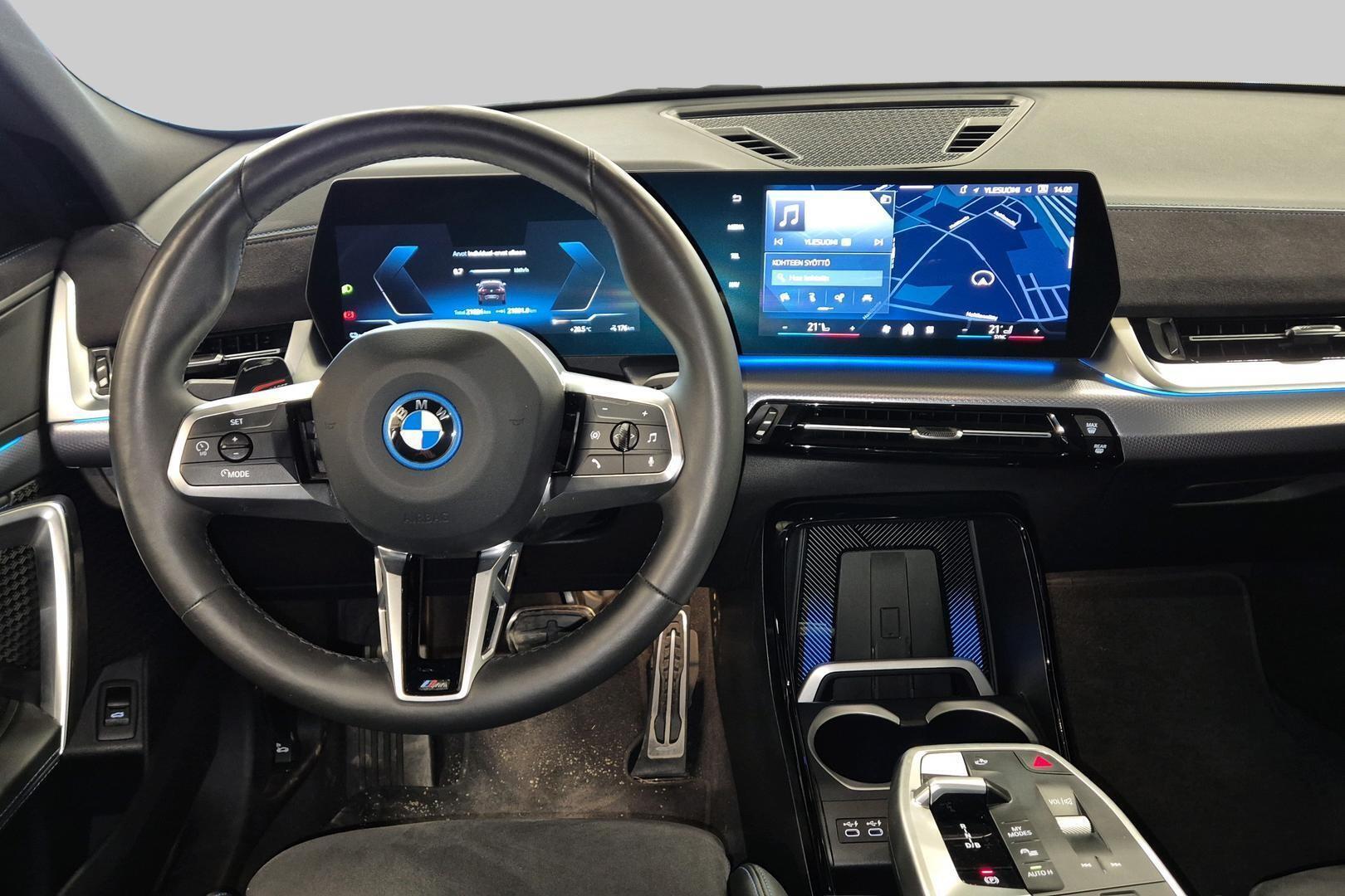 BMW IX2 2024