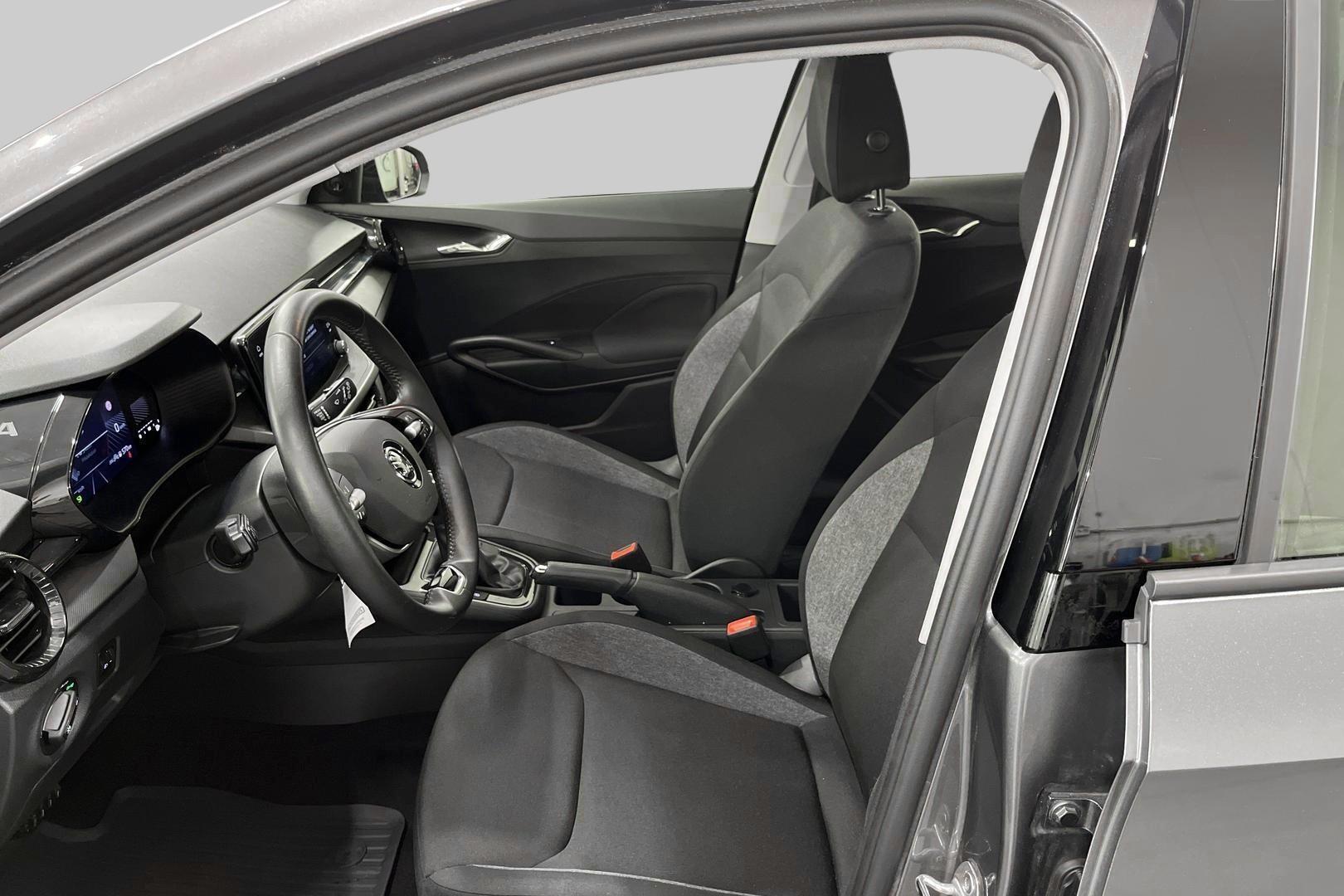 SKODA Fabia 9