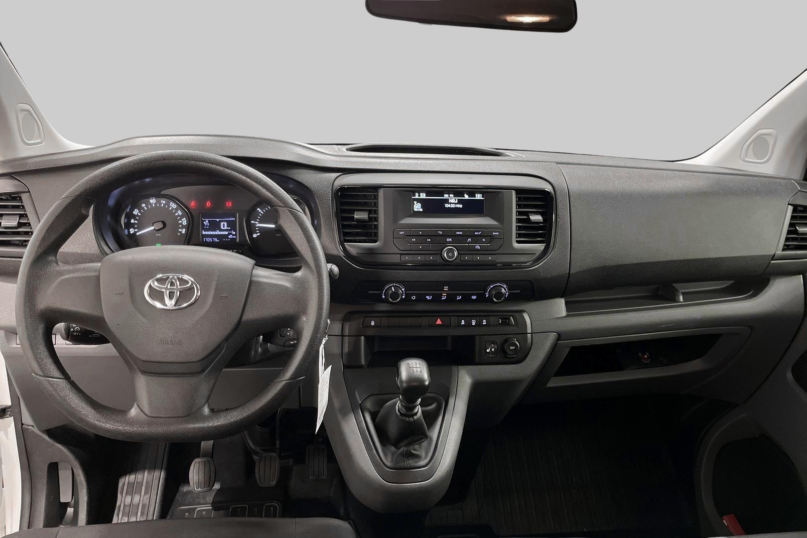 TOYOTA Proace Verso 11