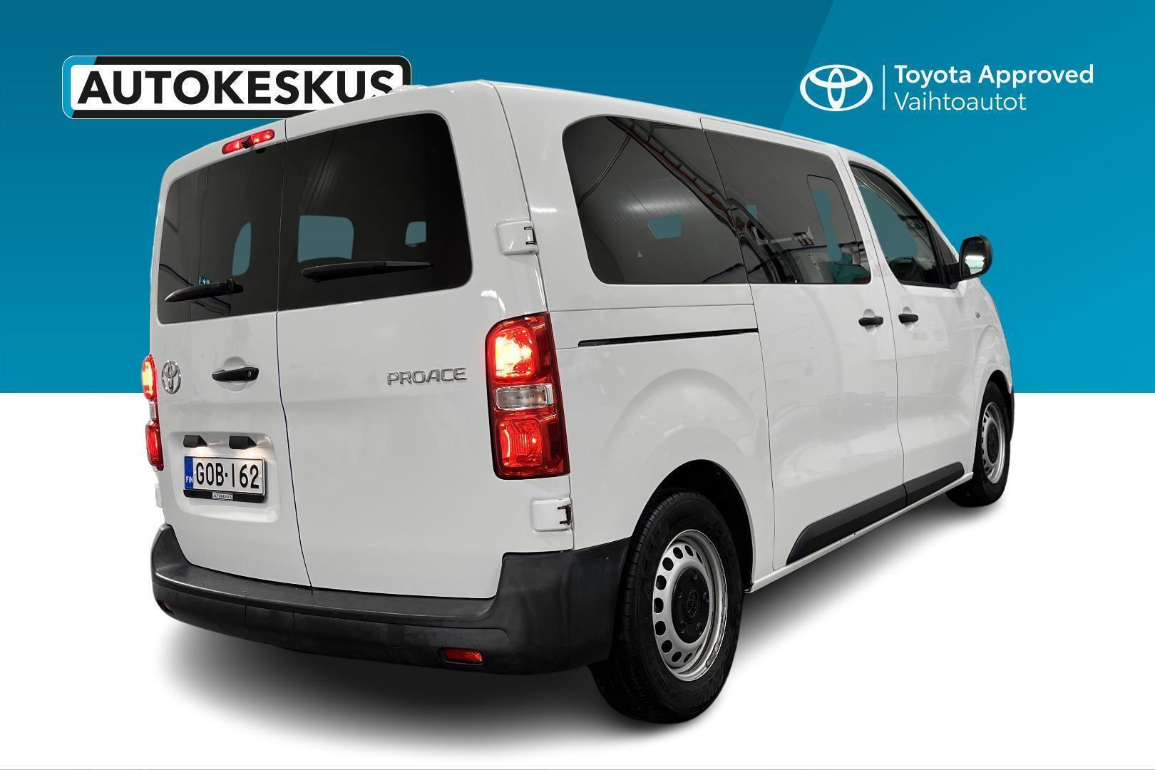 TOYOTA Proace Verso 5