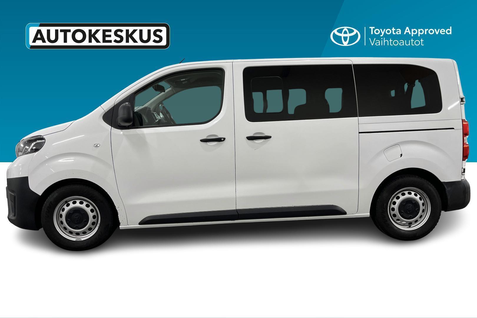 TOYOTA Proace Verso 8
