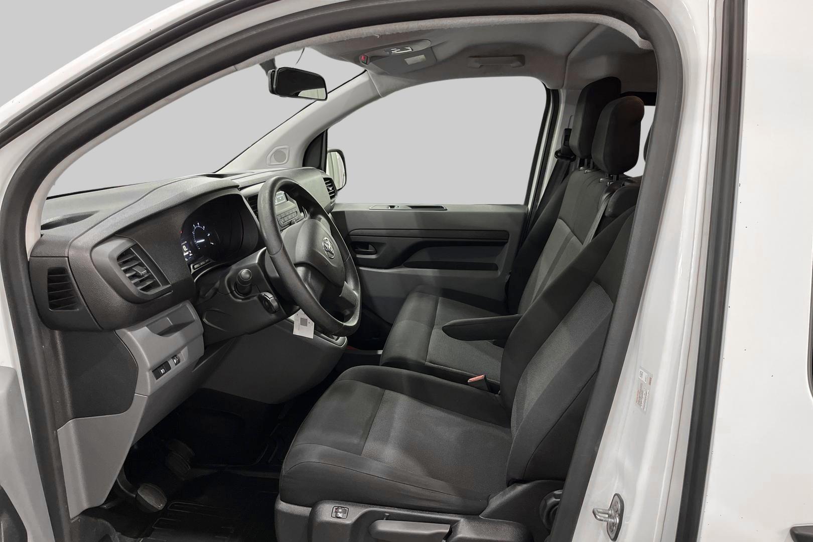 TOYOTA Proace Verso 9