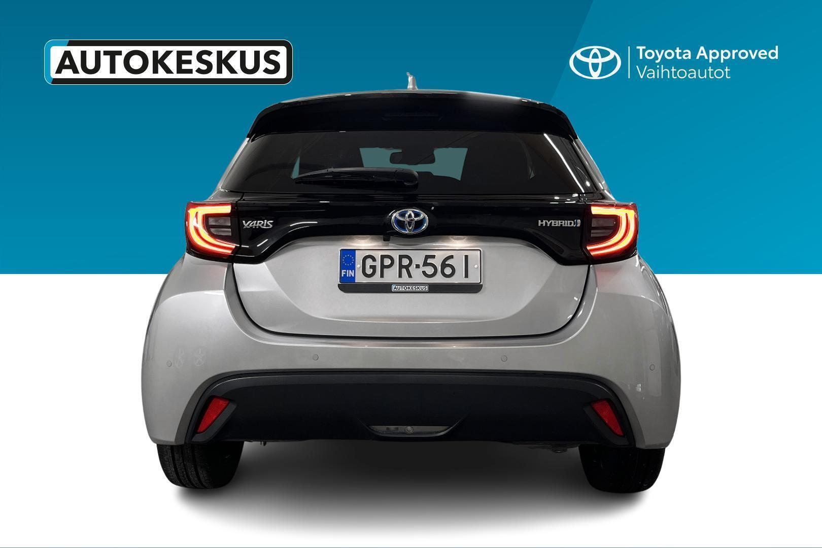 TOYOTA Yaris 6