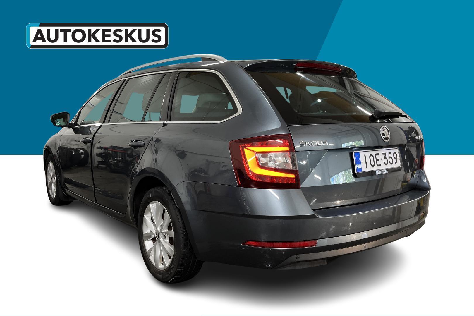SKODA Octavia 7