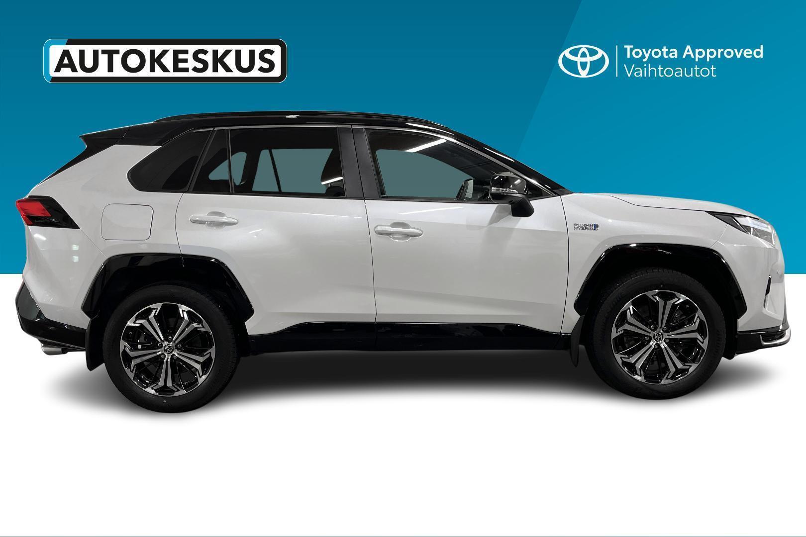 TOYOTA RAV4 Plug-in 4