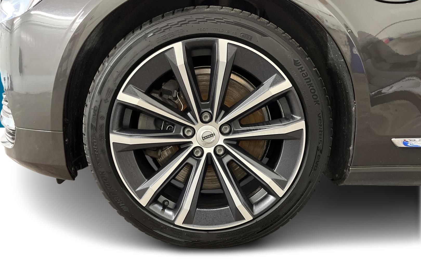 VOLVO S90 13
