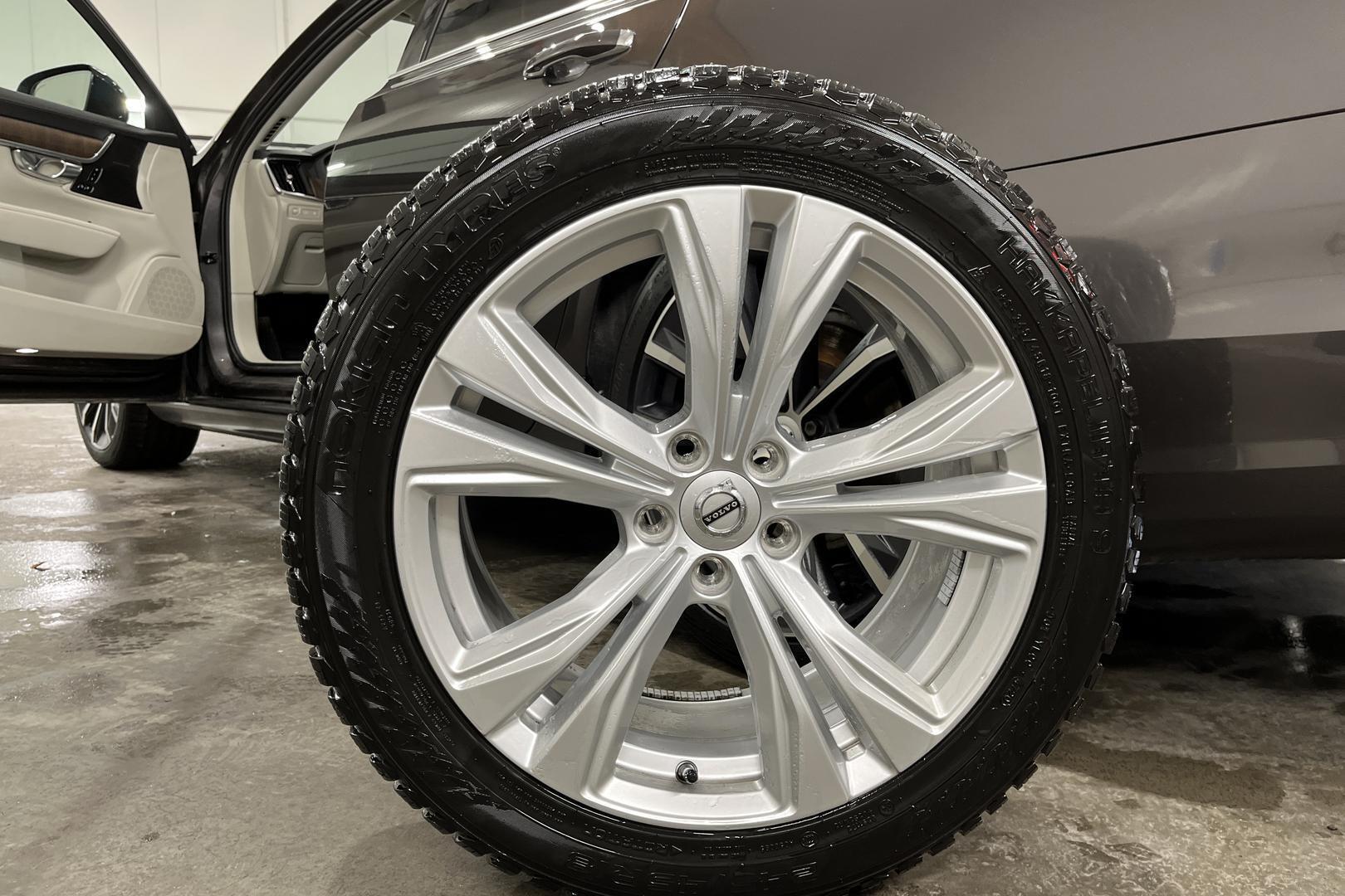 VOLVO S90 14