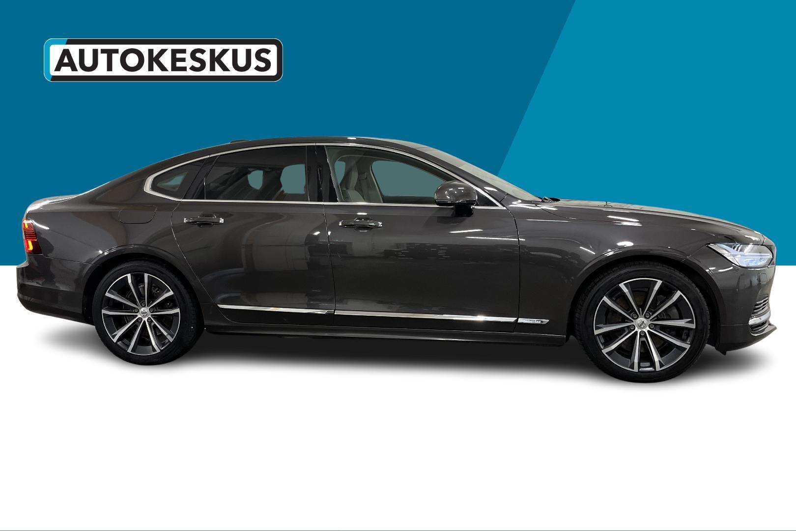 VOLVO S90 4