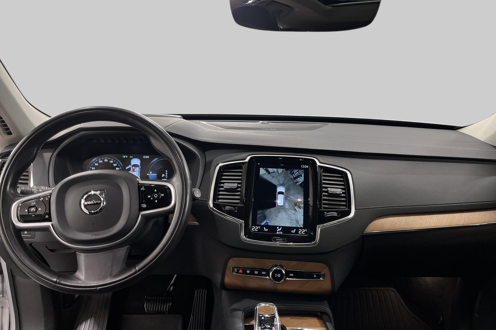 VOLVO XC90 11