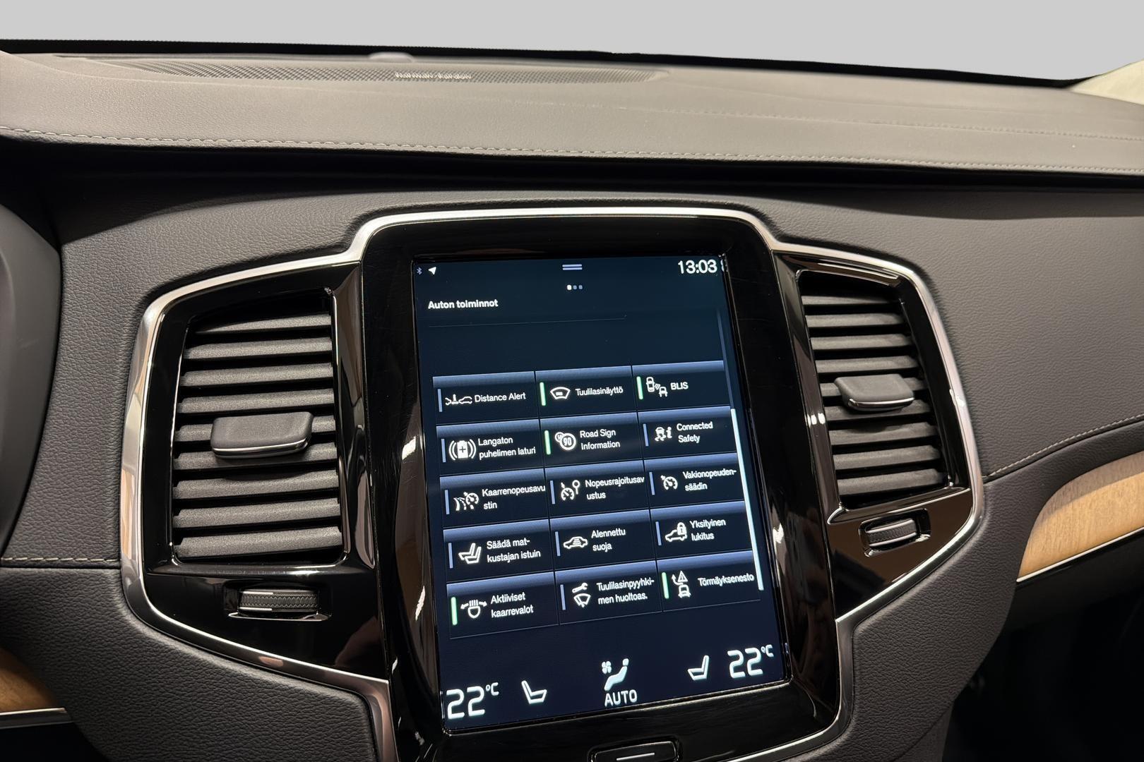 VOLVO XC90 18