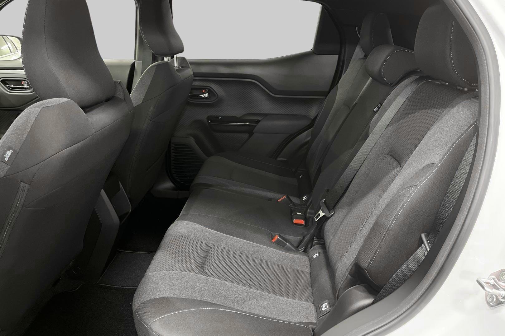 TOYOTA Urban Cruiser 10