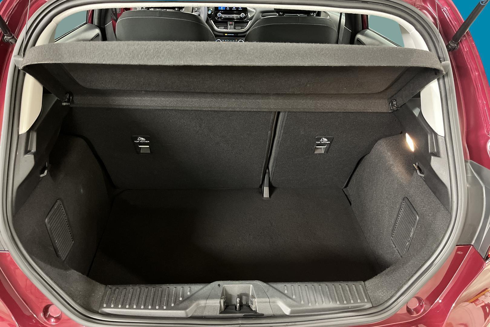 FORD Fiesta 12