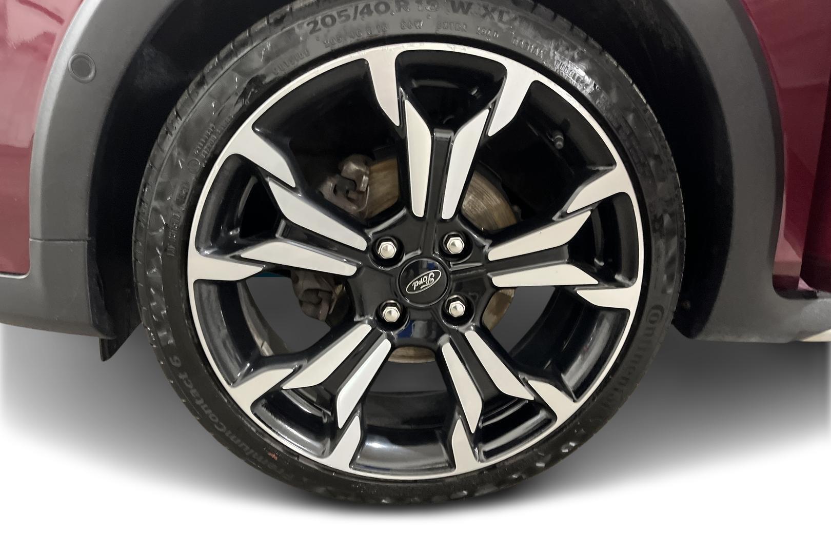 FORD Fiesta 13
