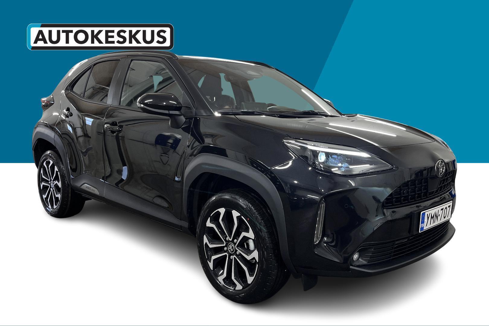 TOYOTA Yaris Cross 3