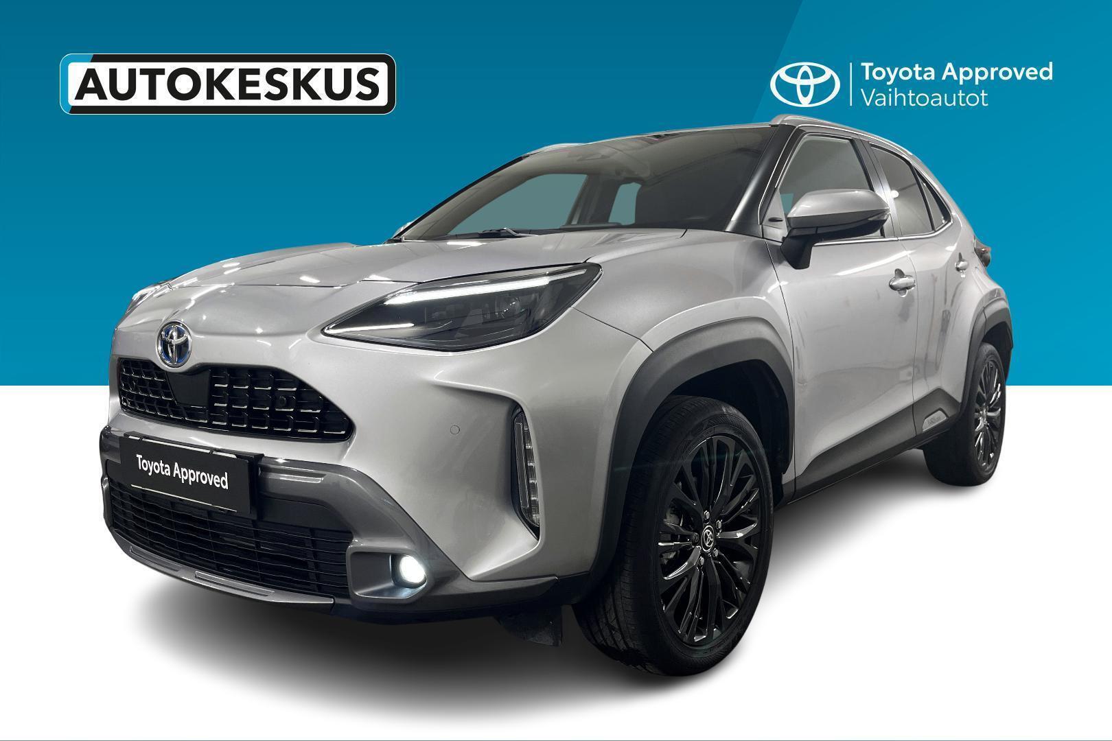 TOYOTA YARIS CROSS 1