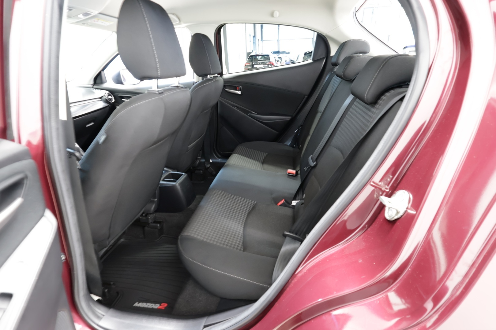 MAZDA 2 2019