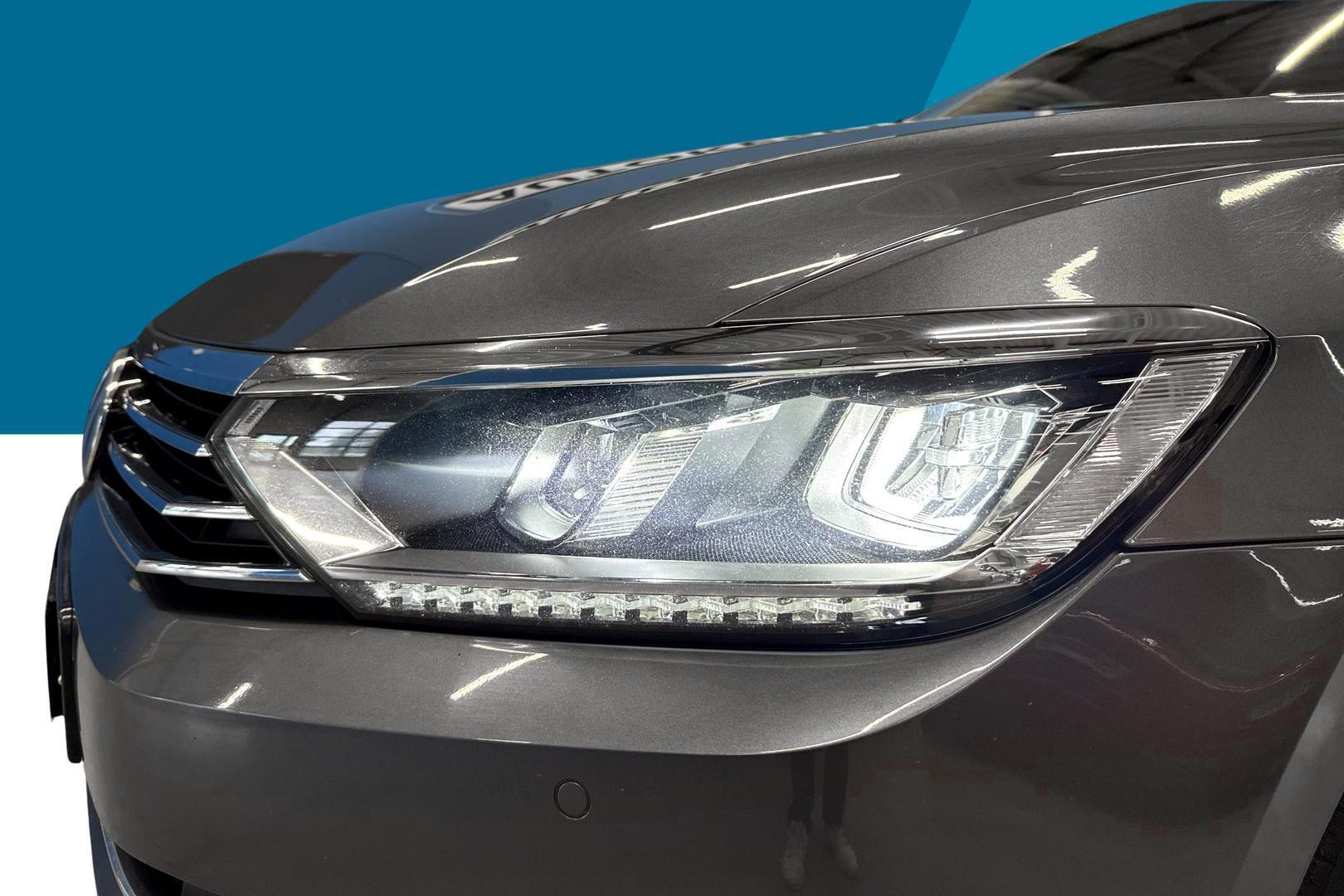 VOLKSWAGEN Passat 2016