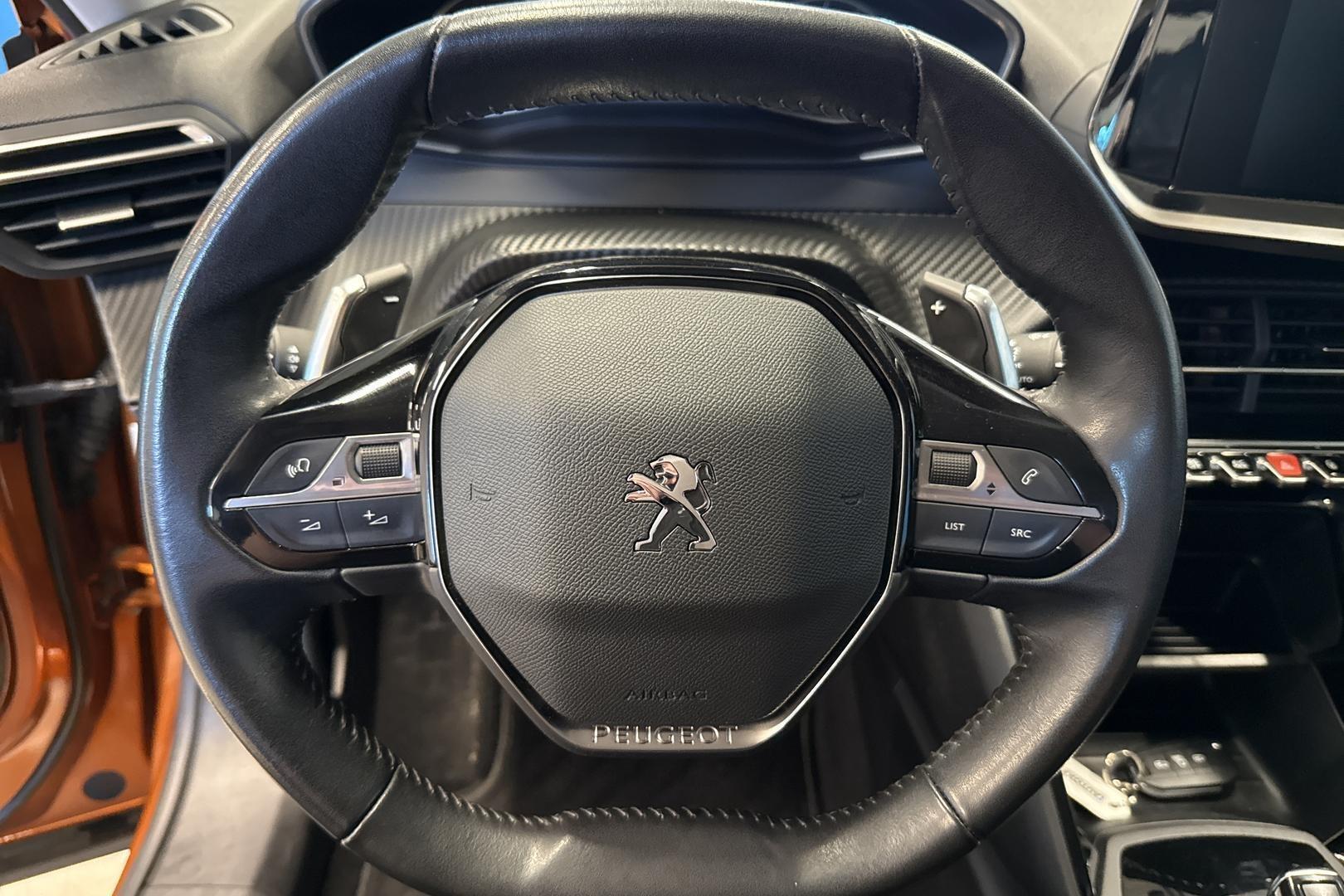 PEUGEOT 2008 2021