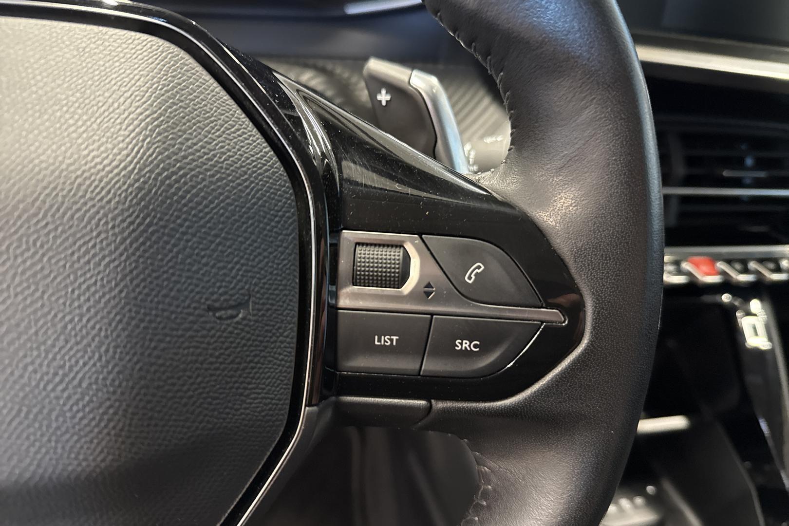 PEUGEOT 2008 2021