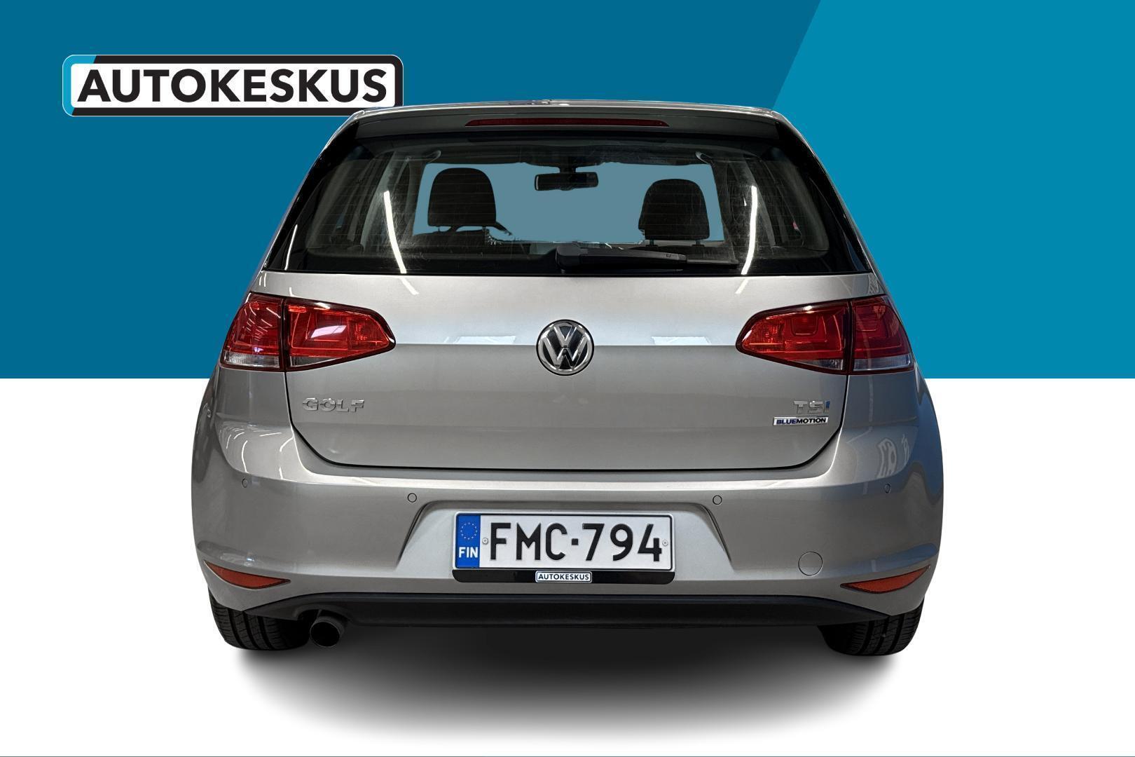 VOLKSWAGEN Golf 2016