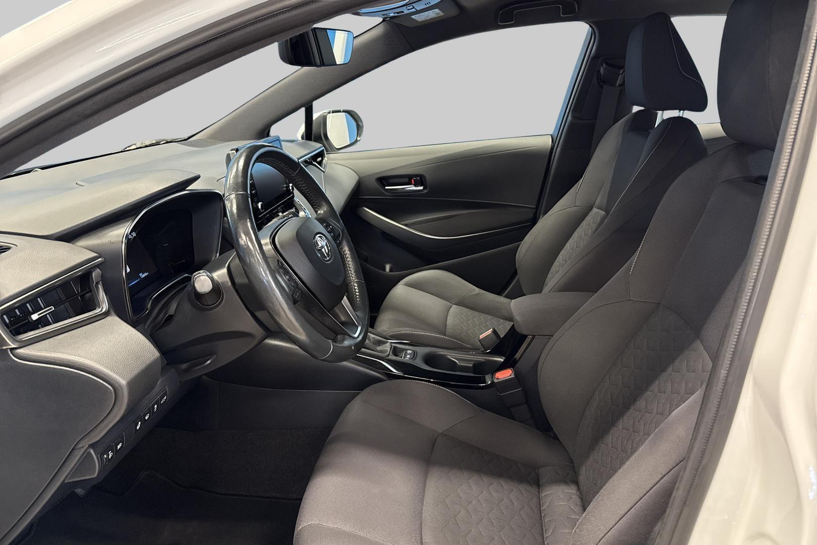 TOYOTA Corolla 2021