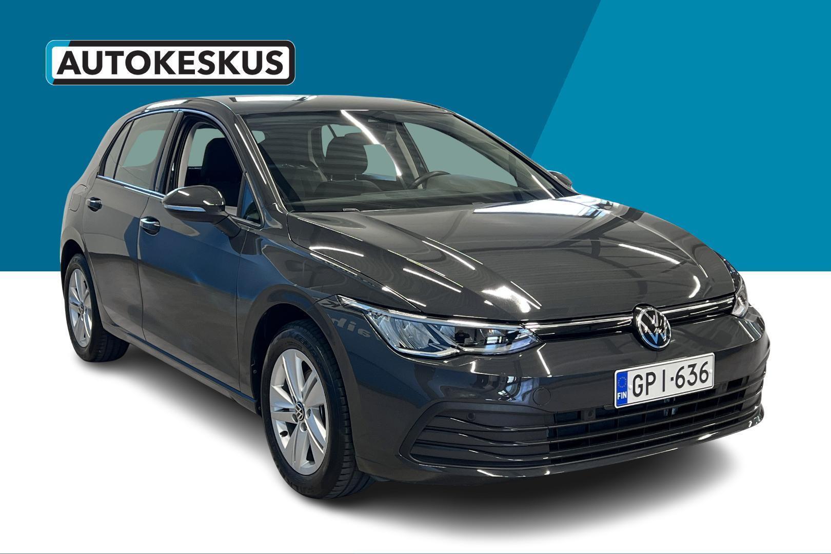 VOLKSWAGEN Golf 2023
