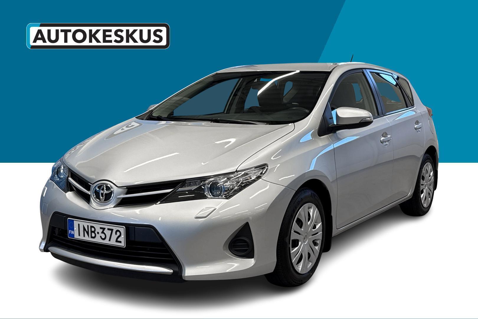 TOYOTA Auris 2014