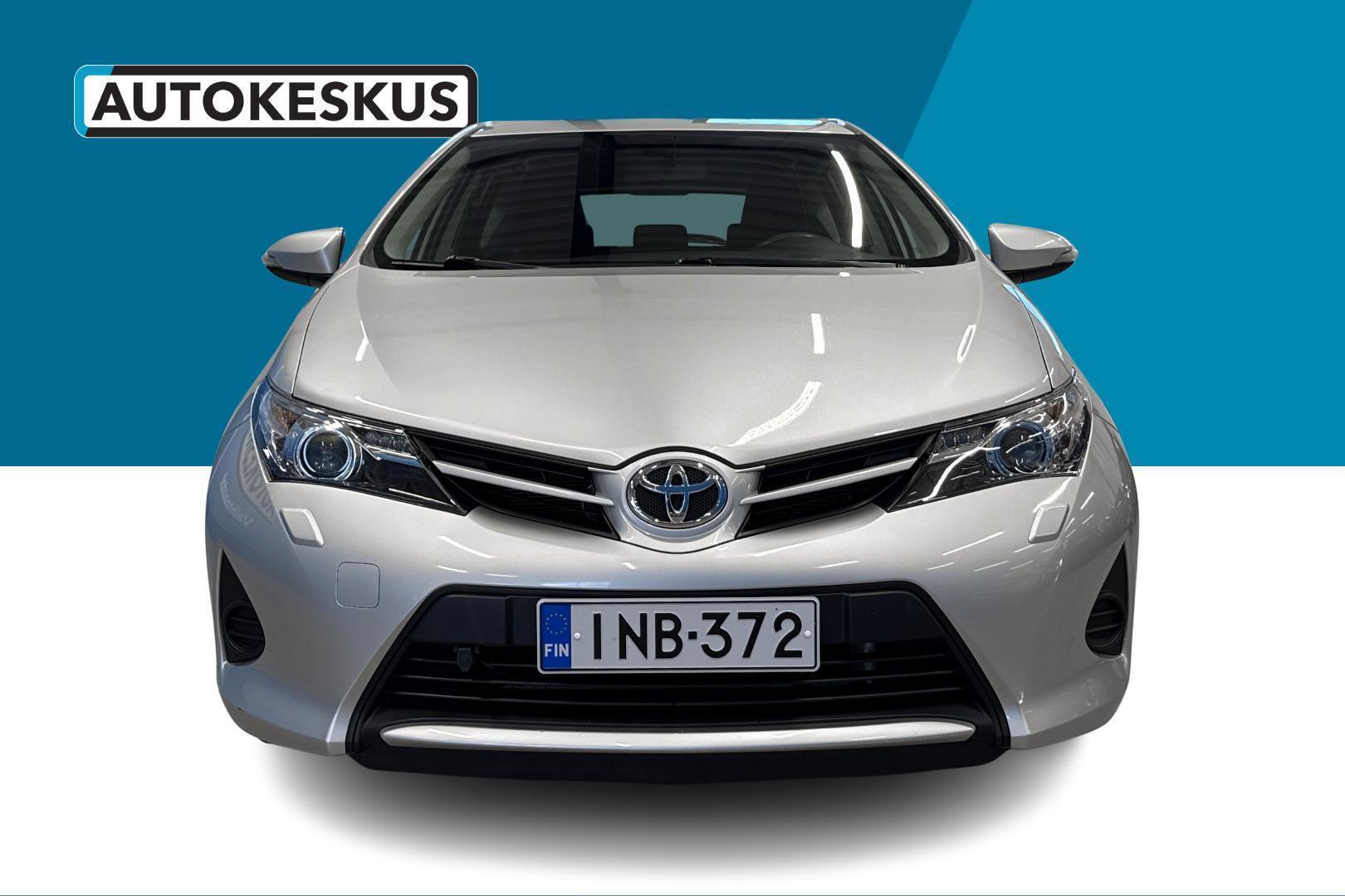 TOYOTA Auris 2014