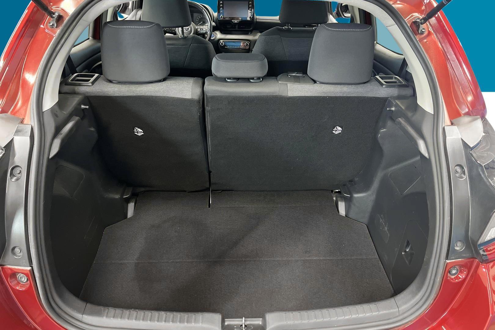 TOYOTA Yaris 2020