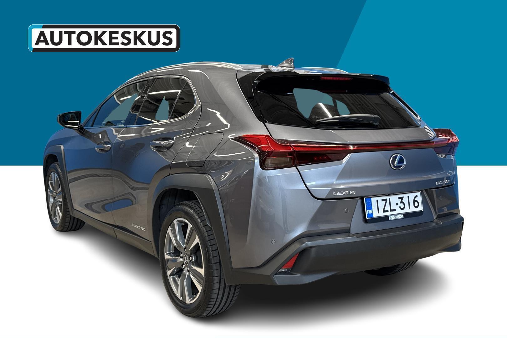 LEXUS UX 2021