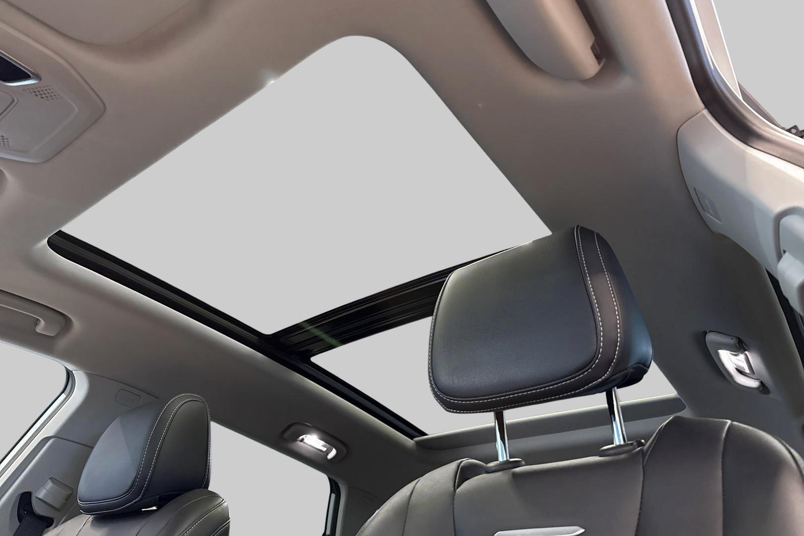 MAXUS Euniq 6 2022
