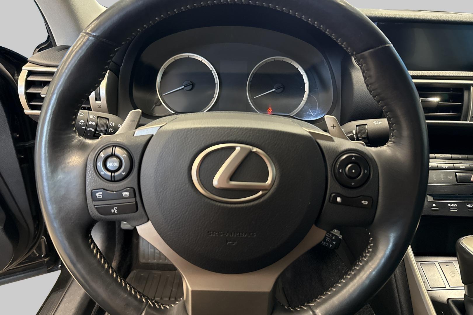 LEXUS IS 2014