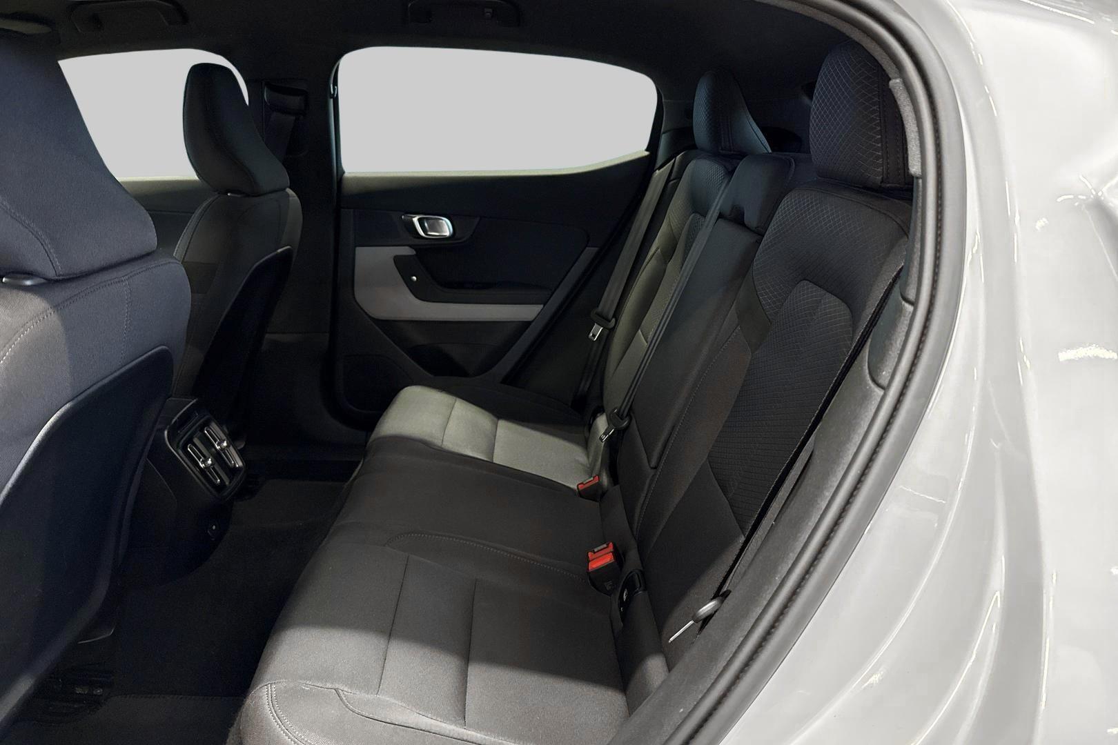 POLESTAR 2 2023