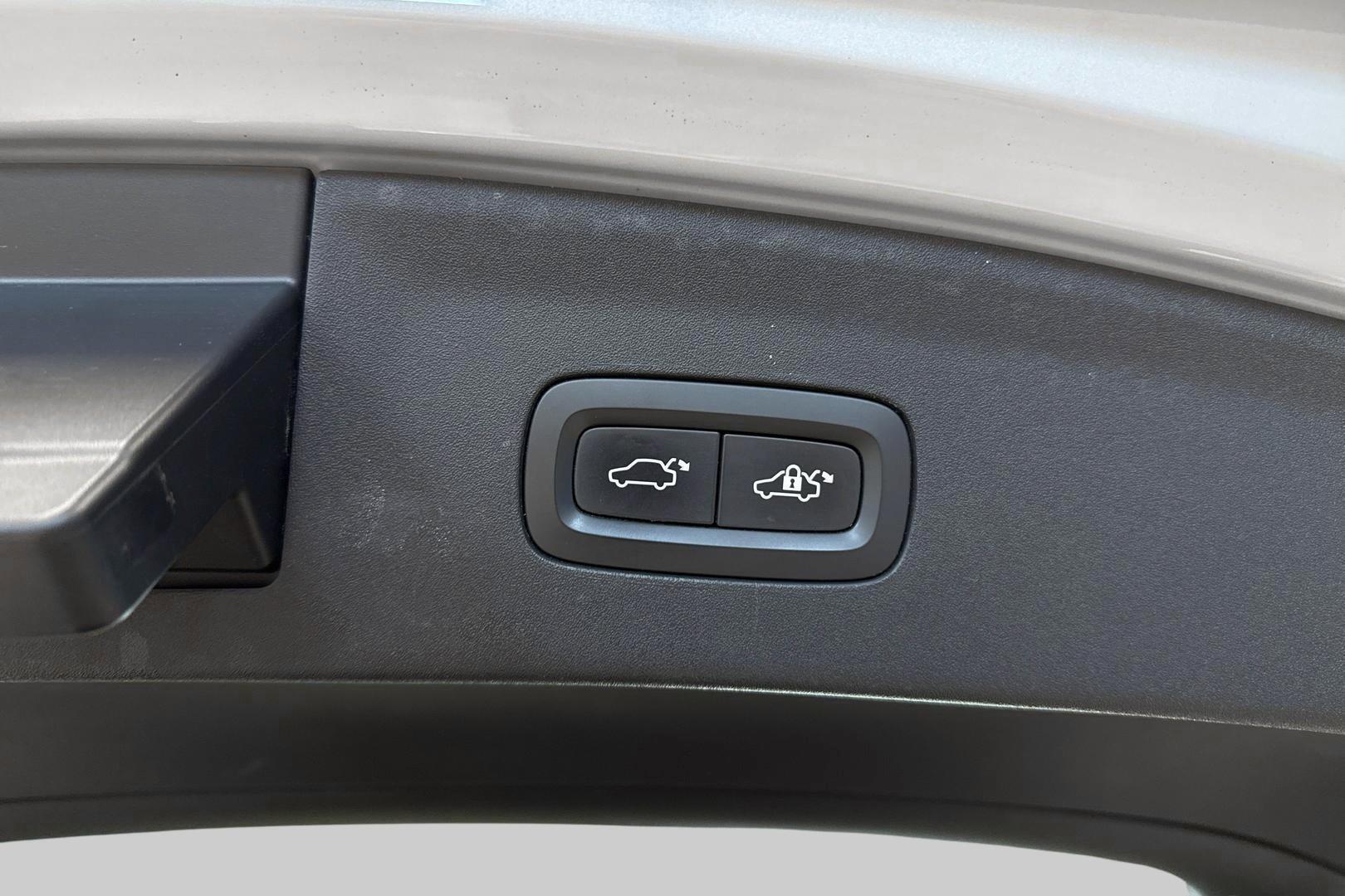 POLESTAR 2 2023