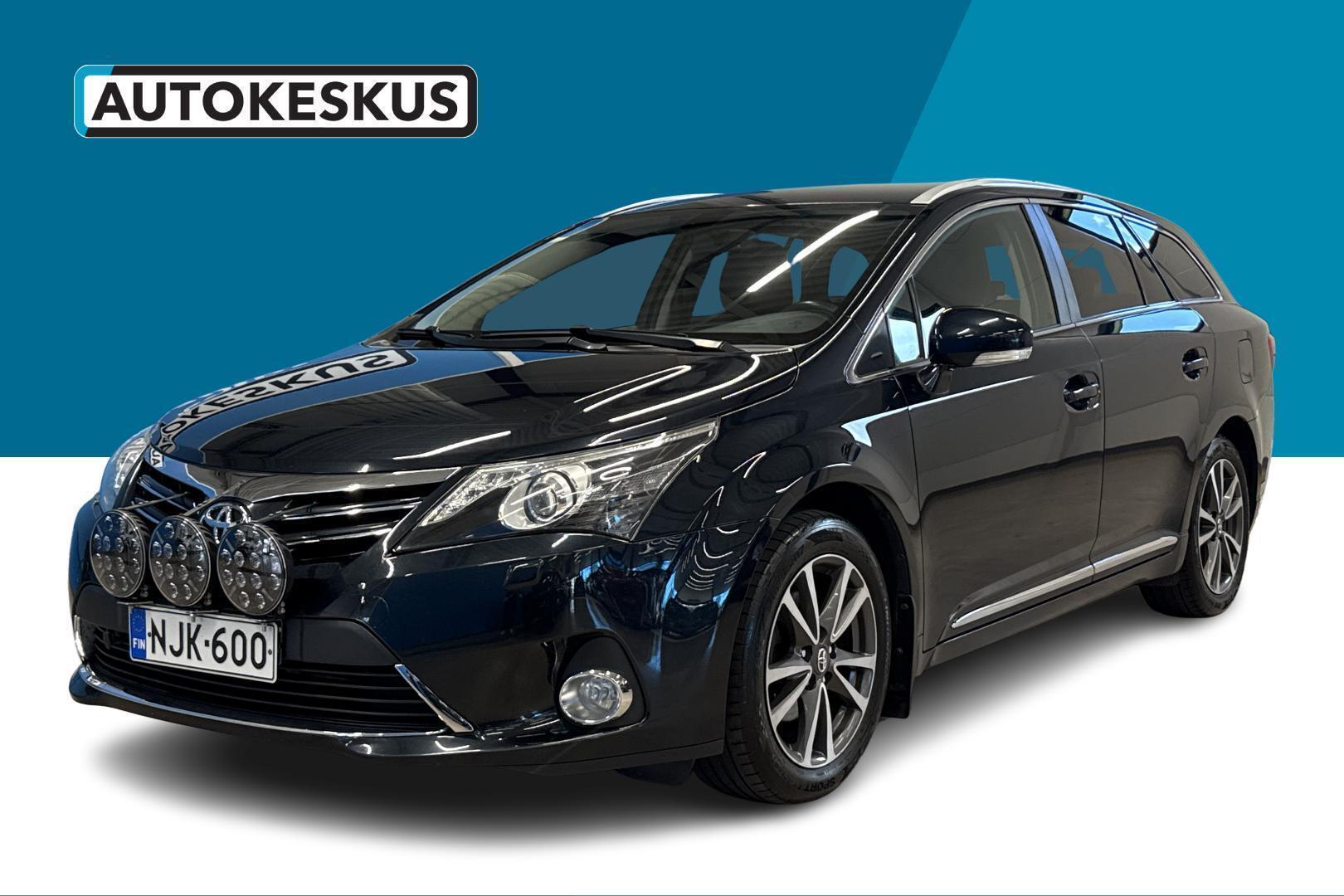 TOYOTA Avensis 2014