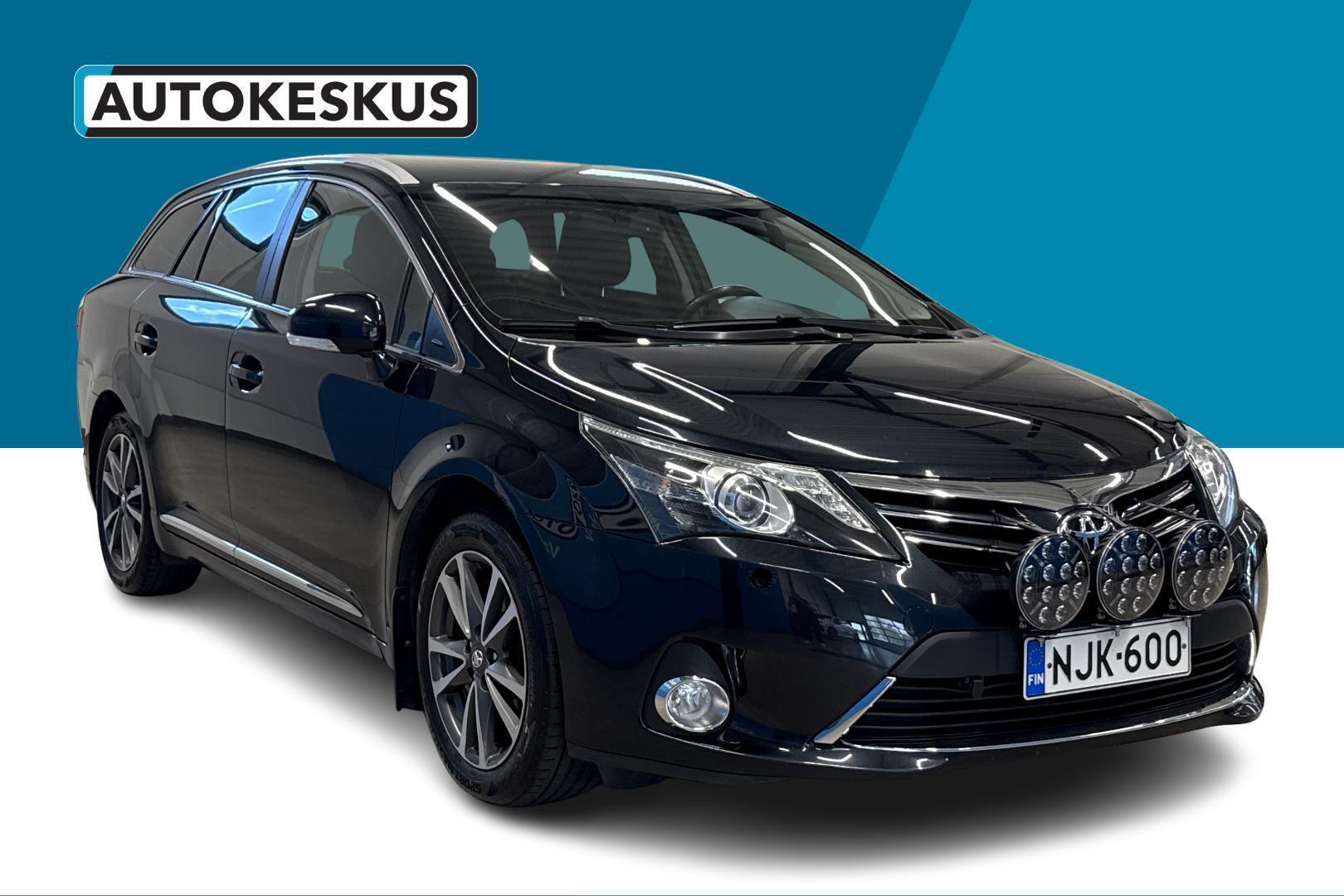 TOYOTA Avensis 2014