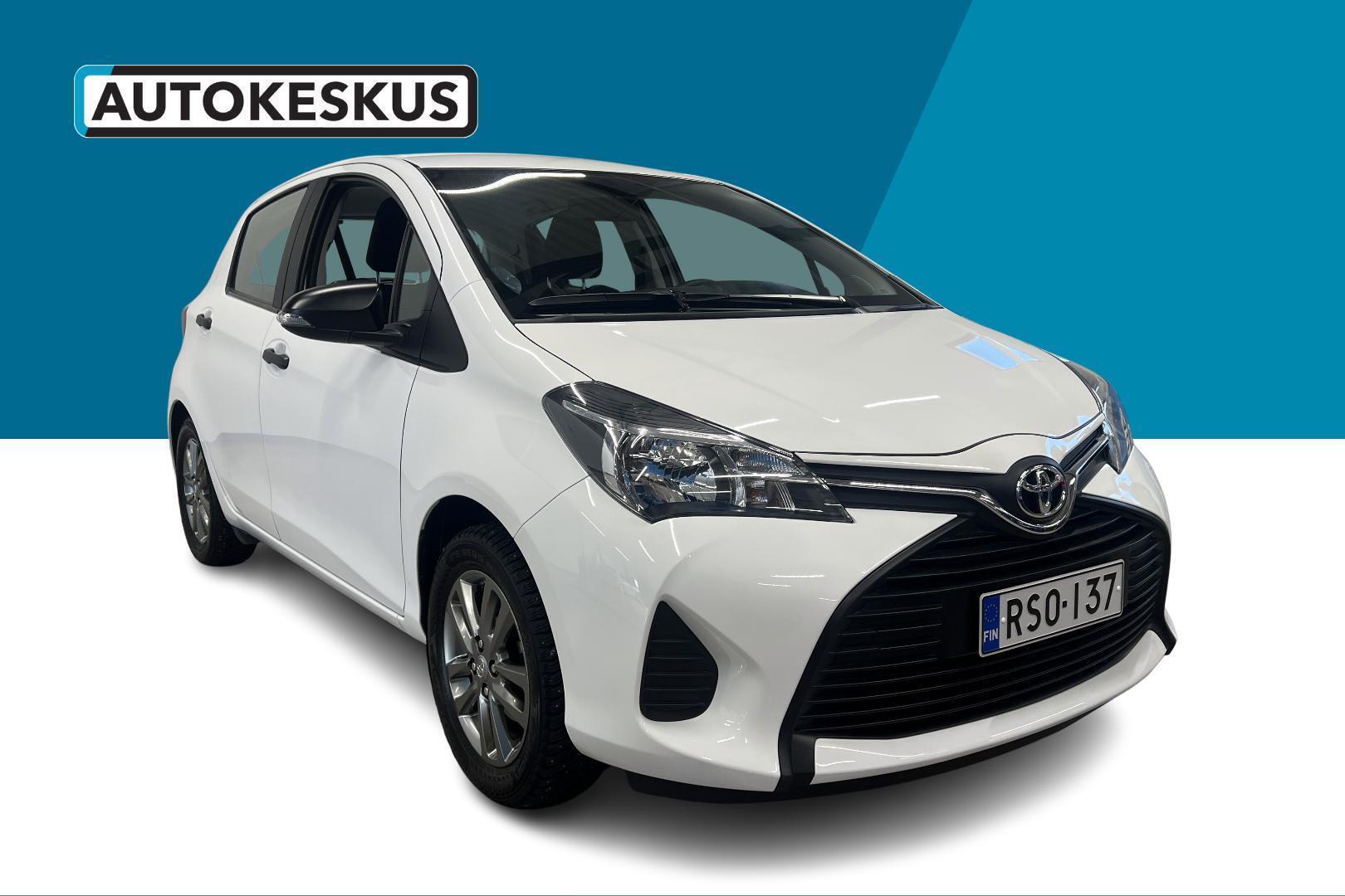 TOYOTA Yaris 2016