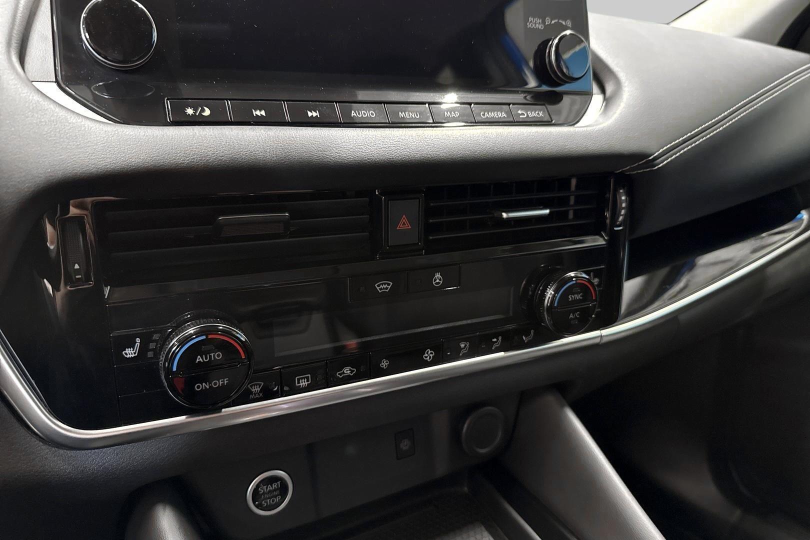 NISSAN Qashqai 2022