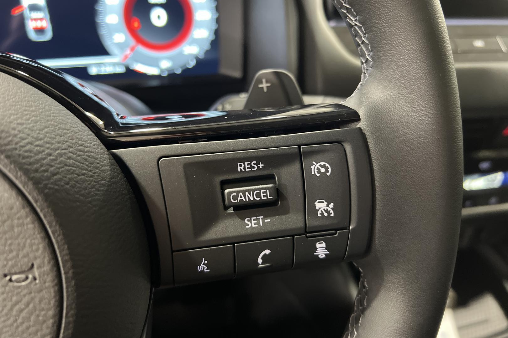 NISSAN Qashqai 2024