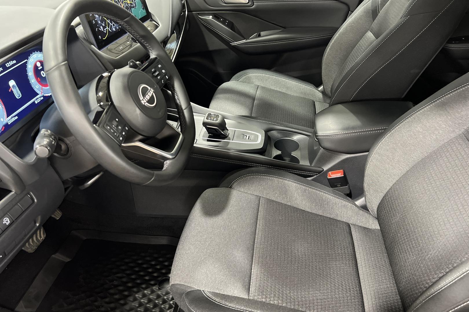 NISSAN Qashqai 2024