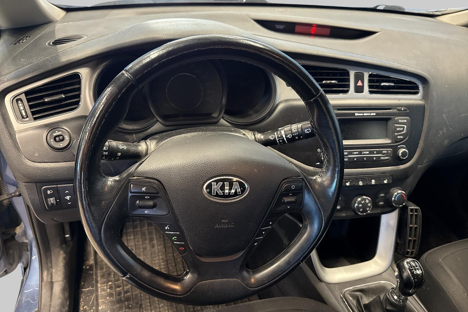 KIA cee'd 2013