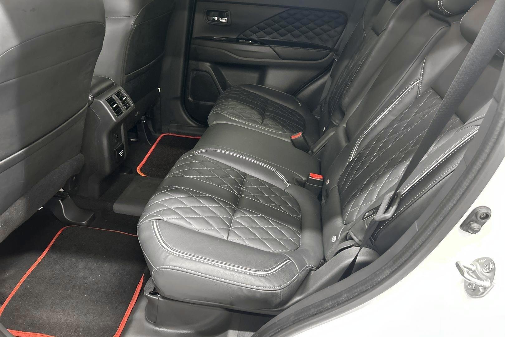 MITSUBISHI Outlander PHEV 2021