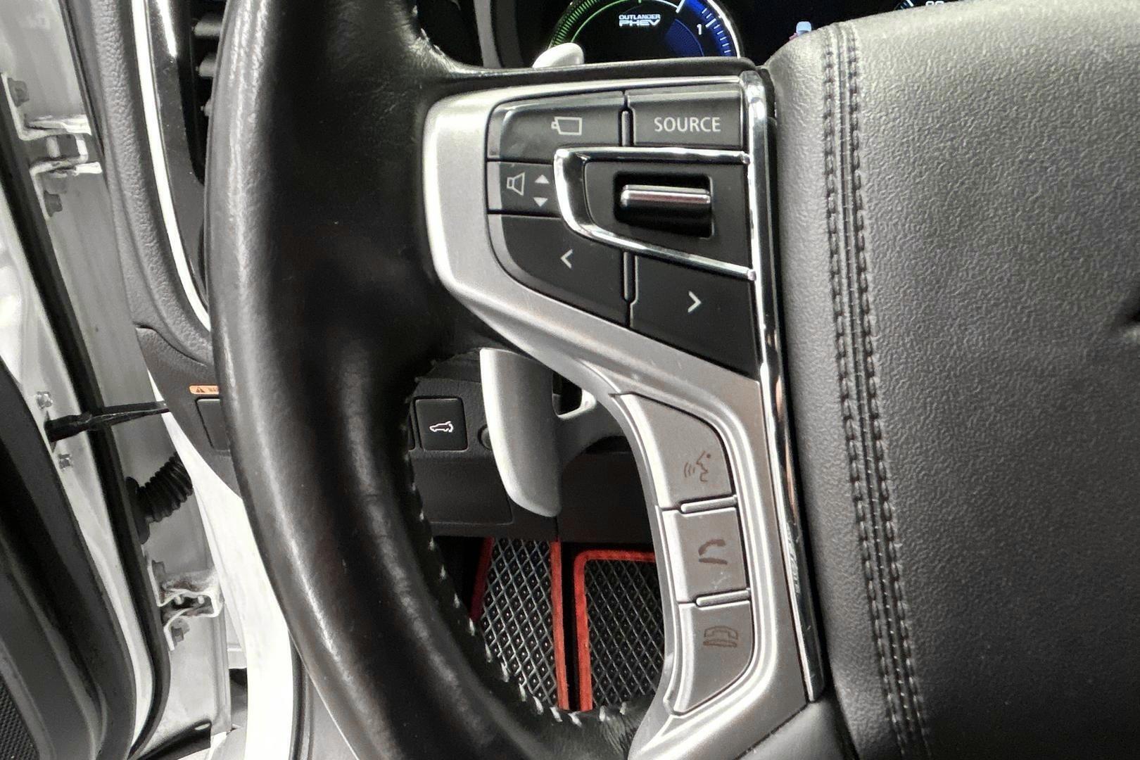 MITSUBISHI Outlander PHEV 2021