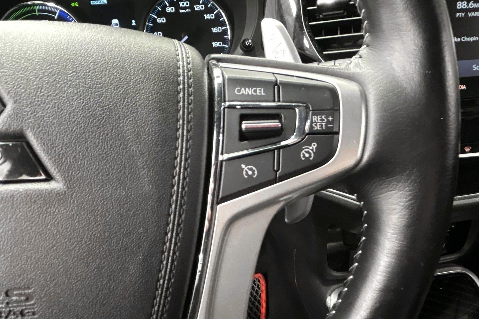 MITSUBISHI Outlander PHEV 2021