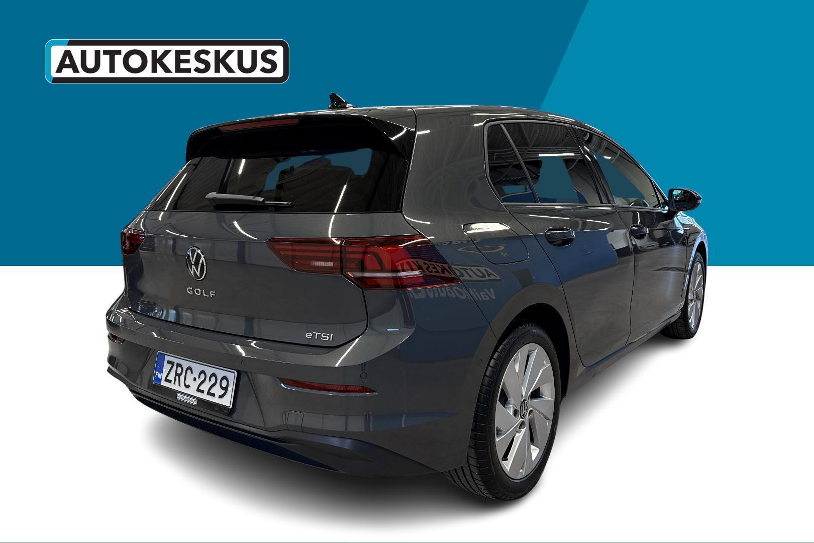 VOLKSWAGEN GOLF 2025