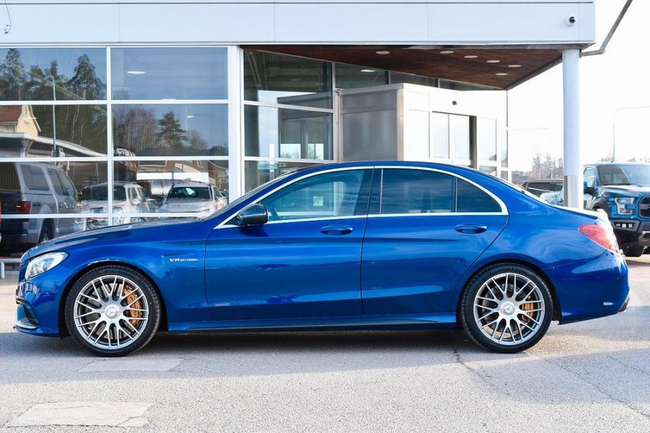 MERCEDES-BENZ AMG C 63 S AMG