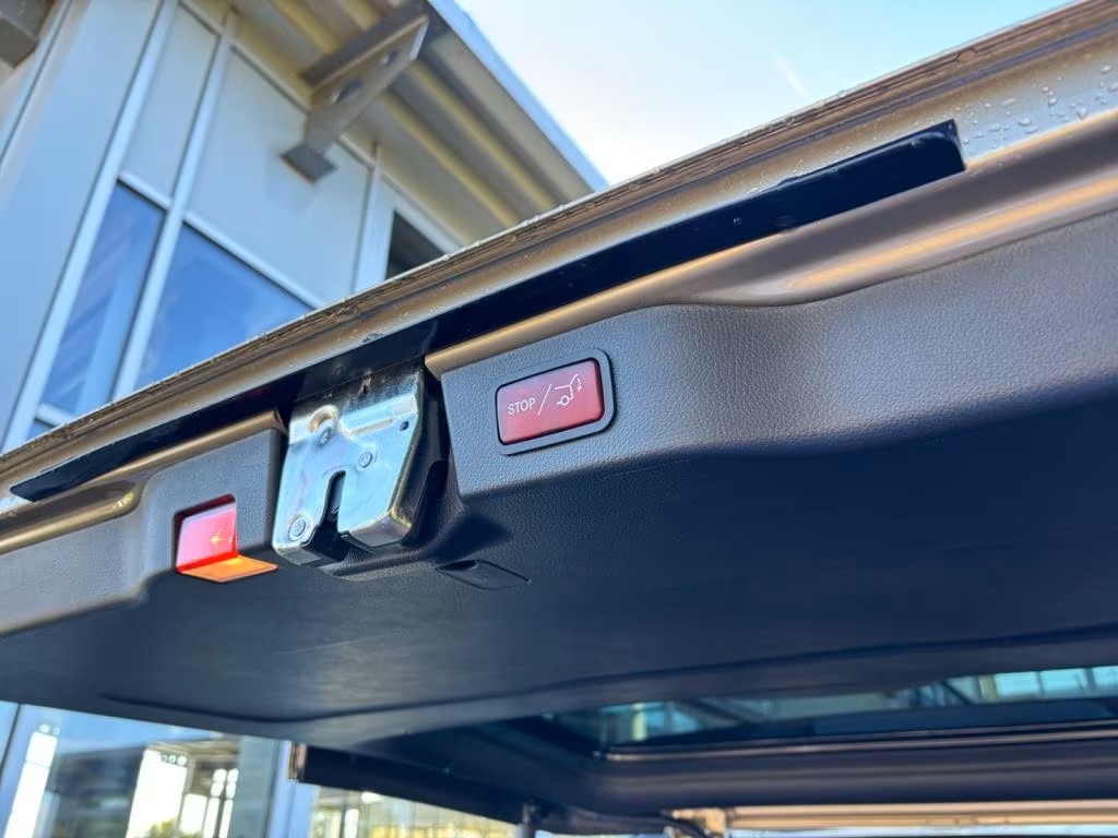 Mercedes-Benz EQV 2025