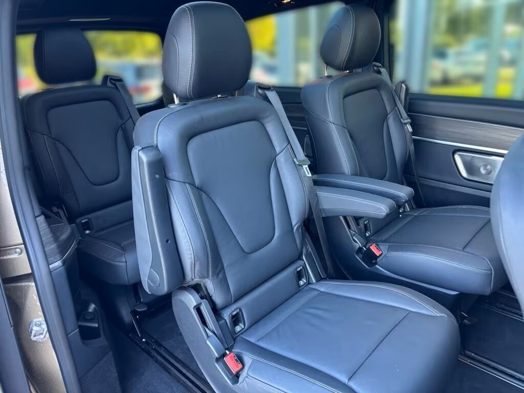 Mercedes-Benz V 2025